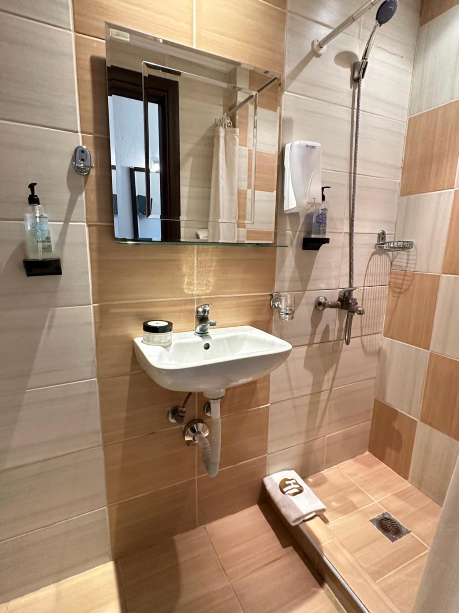 Hotel Ilisia Thessaloníki Luaran gambar